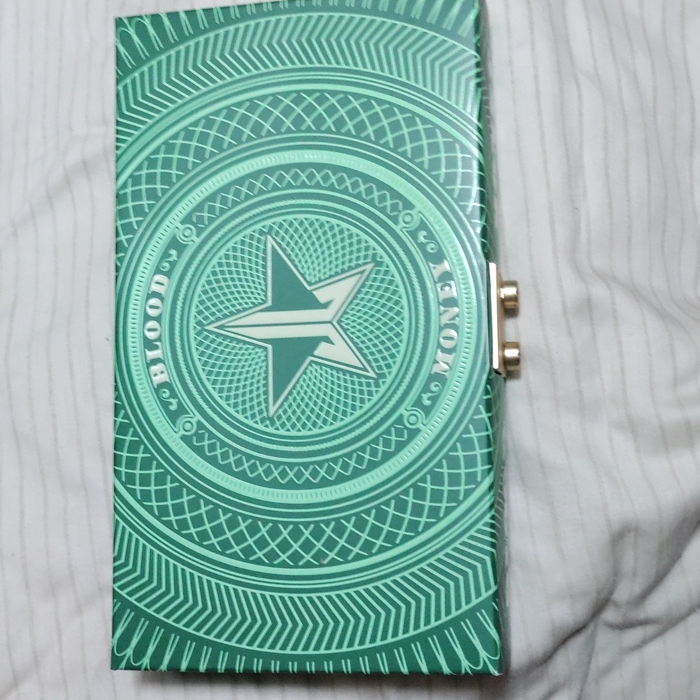 Blood money bnib Jeffree star pallette